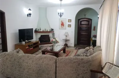 Casa com 3 quartos à venda na Rua Professora Haidêe Silva Martins, Jardim Campo Grande, São Paulo