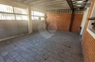 Casa com 2 quartos à venda na Rua Professor Francisco Lopes Chagas, Interlagos, São Paulo