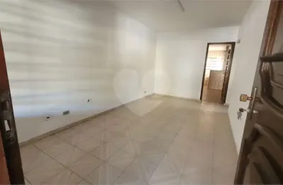 Casa com 2 quartos à venda na Rua Professor Francisco Lopes Chagas, 123, Interlagos, São Paulo