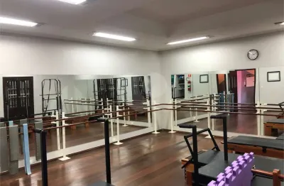 Casa com 4 quartos à venda na Rua São Benedito, Alto da Boa Vista, São Paulo
