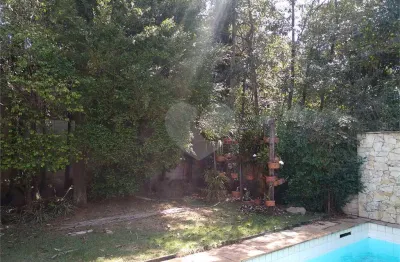 Casa com 4 quartos para alugar na Rua Duarte Leite, Granja Julieta, São Paulo