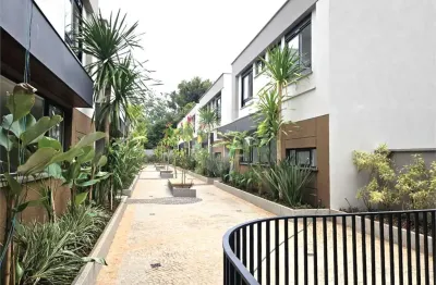 Casa em condomínio fechado com 4 quartos à venda na Rua Comendador Elias Zarzur, Alto da Boa Vista, São Paulo