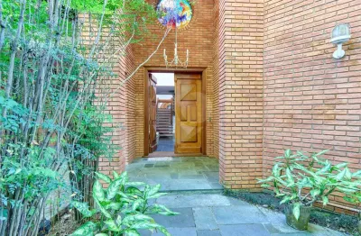 Casa com 5 quartos à venda na Rua Aurelia Perez Alvarez, 350, Alto da Boa Vista, São Paulo