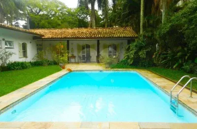 Casa térrea com 4 quartos à venda em santo amaro - sp