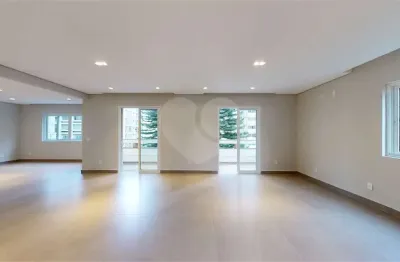 Apartamento com 3 quartos à venda na Avenida Higienópolis, Higienópolis, São Paulo