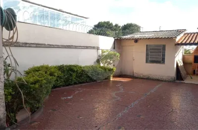 Casa com 3 quartos à venda na Avenida Pedro Bueno, Jabaquara, São Paulo