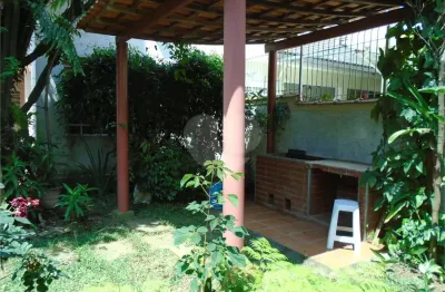 Casa com 3 quartos à venda na Rua Demóstenes, Campo Belo, São Paulo