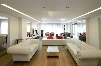 Apartamento com 3 quartos à venda na Avenida Washington Luís, 1576, Alto da Boa Vista, São Paulo