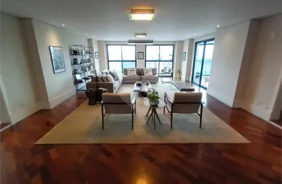 Apartamento com 4 quartos à venda na Avenida Washington Luís, Santo Amaro, São Paulo