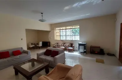 Casa com 4 quartos à venda na Rua Pedro de Toledo, Jardim Luzitânia, São Paulo