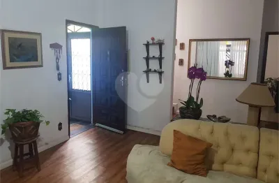 Casa com 3 quartos à venda na Rua Curiá, 388, Campo Grande, São Paulo