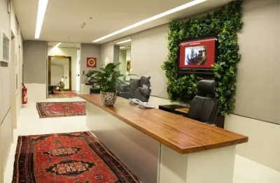 Sala comercial para alugar na Avenida Magalhães de Castro, Cidade Jardim, São Paulo