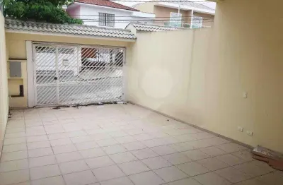 Casa com 3 quartos à venda na Rua Antônio Dario Menezes, Campo Grande, São Paulo