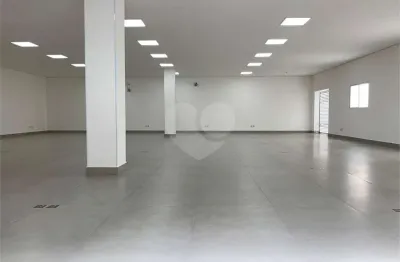 Barracão / Galpão / Depósito à venda na Avenida Carlos Klein, 47, Socorro, São Paulo