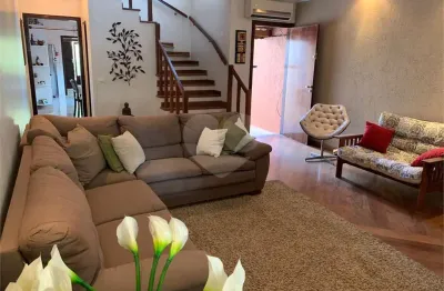 Casa com 3 quartos à venda na Rua Aguaraíba, Jardim Marajoara, São Paulo