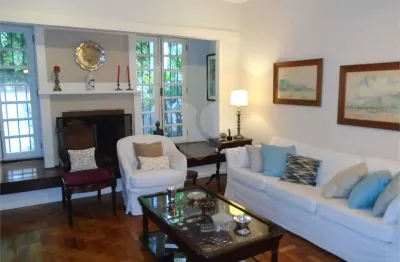 Casa com 4 quartos à venda na Rua Planalto, Granja Julieta, São Paulo