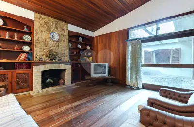Casa com 3 quartos à venda na Rua das Barcas, Jardim dos Estados, São Paulo