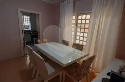 Casa com 2 quartos à venda na Rua Doutor José de Sá, Santo Amaro, São Paulo