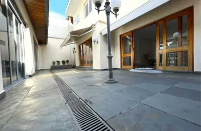 Casa com 3 quartos à venda na Rua Santa Rufina, 38, Alto da Boa Vista, São Paulo