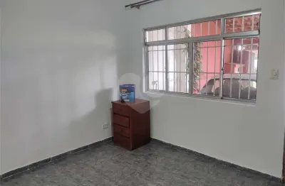Casa com 2 quartos à venda na Rua Igati, Santo Amaro, São Paulo