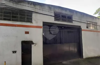 Prédio inteiro à venda ou para locação em socorro - sp