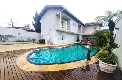 Casa com 3 quartos à venda na Rua João Teizen Sobrinho, 300, Interlagos, São Paulo