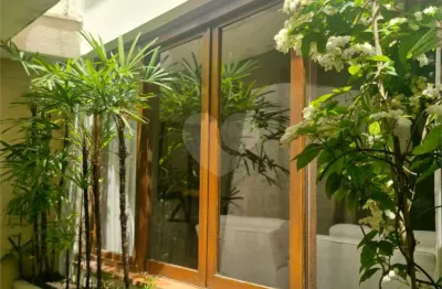 Casa com 3 quartos à venda na Rua Breves, Chácara Monte Alegre, São Paulo