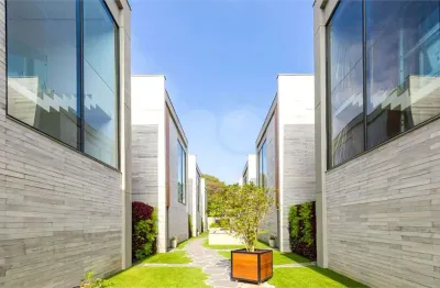 Casa em condomínio fechado com 4 quartos à venda na Rua Pirandello, Brooklin, São Paulo