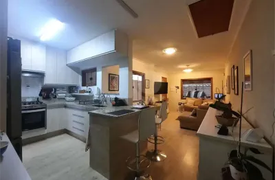 Casa com 2 quartos à venda na Rua Madagascar, Socorro, São Paulo