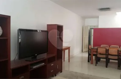 Casa com 3 quartos à venda na Rua Caiçara, Chácara Santo Antônio, São Paulo