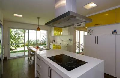 Casa com 4 quartos à venda na Chácara Monte Alegre, São Paulo 