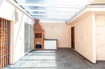 Casa com 4 quartos à venda na Rua Jacatirão, Chácara Monte Alegre, São Paulo