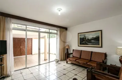 Casa com 3 quartos à venda na Rua Santa Rufina, 28, Alto da Boa Vista, São Paulo