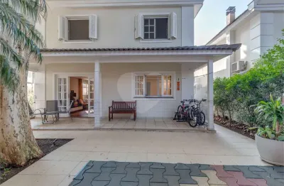 Casa em condomínio fechado com 4 quartos à venda na Rua Comendador Elias Zarzur, 713, Alto da Boa Vista, São Paulo