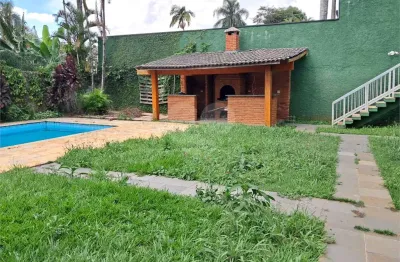 Sobrado com 4 quartos para locação em interlagos - sp