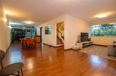 Casa com 3 quartos à venda na Rua São José, Alto da Boa Vista, São Paulo