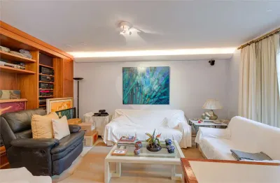 Casa com 4 quartos à venda na Rua Breves, Chácara Monte Alegre, São Paulo