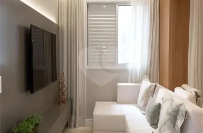Apartamento com 3 quartos à venda na Avenida Nossa Senhora do Sabará, Campo Grande, São Paulo