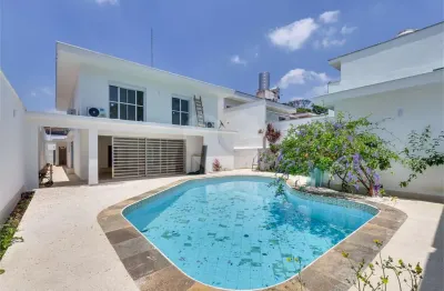 Casa com 4 quartos para alugar na Granja Julieta, São Paulo 