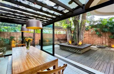 Casa em condomínio fechado com 5 quartos à venda na Rua Ministro Roberto Cardoso Alves, 872, Alto da Boa Vista, São Paulo