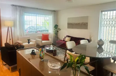 Casa com 3 quartos à venda na Rua Antônio Abrantes, 13, Vila Cordeiro, São Paulo