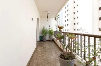 Apartamento com 3 quartos à venda na Avenida Jurucê, 185, Moema, São Paulo