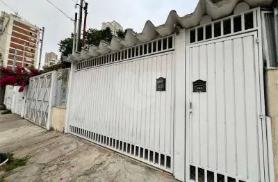 Casa com 2 quartos para alugar na Rua Califórnia, 1027, Brooklin, São Paulo