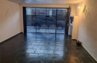 Casa com 2 quartos à venda na Rua Sousa Noschese, 67, Granja Julieta, São Paulo