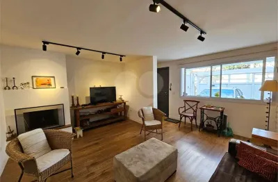 Casa com 3 quartos à venda na Rua Dom Carlos Duarte Costa, 99, Chácara Monte Alegre, São Paulo