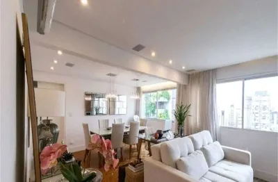 Apartamento à venda com 2 quartos, sendo 1 suíte, no condomínio Adriana Margarida Prestes Maia Fernandes, São Paulo - SP