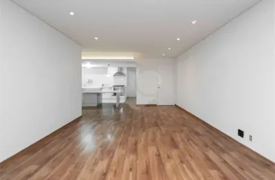 Apartamento com 3 quartos para alugar no Itaim Bibi, São Paulo 