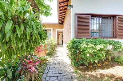 Casa com 3 quartos à venda na Avenida Santos Dumont, Alto da Boa Vista, São Paulo