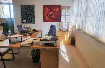 Sala comercial para alugar na Avenida Adolfo Pinheiro, 1000, Santo Amaro, São Paulo