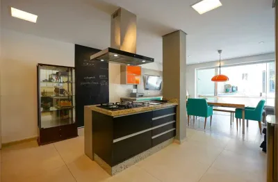 Casa com 3 quartos para alugar no Brooklin, São Paulo 